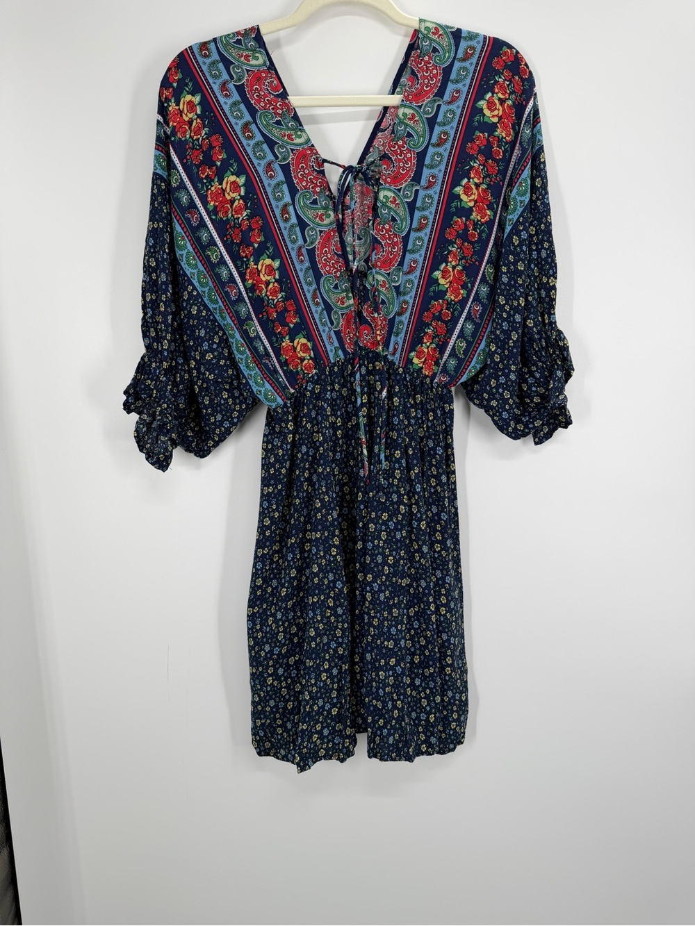 Umgee V-Neck Floral Paisley Print With Back Tie Boho Midi Dress Size Medium - Picture 5 of 6